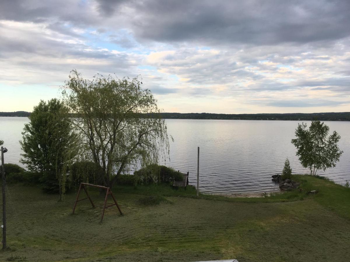 La Grange Sur Le Lac App A Et B Saint Romain Екстер'єр фото
